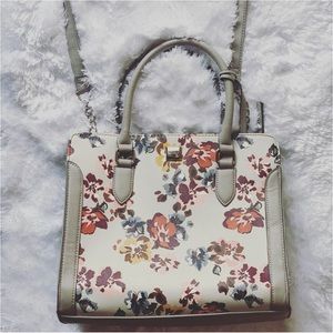9W purse
